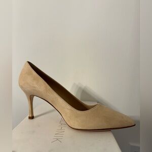 NEW / PRISTINE MANOLO BLAHNIK BB SUEDE PUMPS